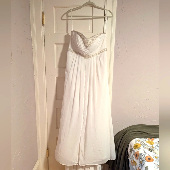 Ivory Grecian Wedding Gown Galina Signature with Beading - Picture 1 of 8